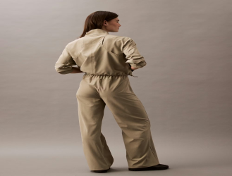 بنطلون رياضي نسائي بخصر عالٍ وقصة مستقيمة Women's Active Commute Technical Pants High-Rise Straight Leg