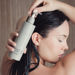 بلسم و ليف إن ٢ في ١ لتعزيز التموجات 300 مل Hair Curl Booster Conditioner and Leave-in 2 in 1 (300 ml)