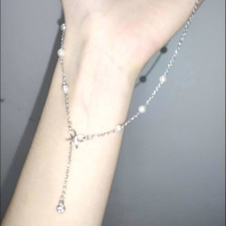 قلادة فيونكة فضي Silver bow necklace