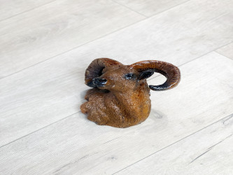 مجسم رأس غزال Deer head model