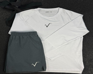 بدي رياضي Men’s Mesh Performance Top