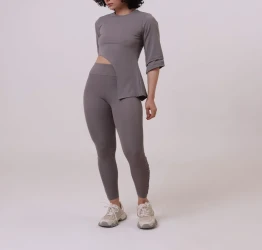 تيشيرت بأكمام واسعة Wide Sleeve T-Shirt