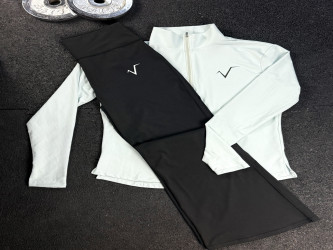 بدي نسائي رياضي Half-Zip Pullover