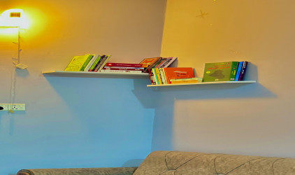 رف خشبي جداري عائم 40 سم Wooden Floating Wall Shelf 40 cm