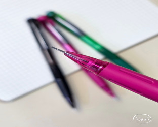 قلم ميكانيك Pentel Click 0.7