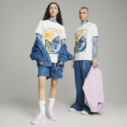 تيشيرت جرافيك بأكمام قصيرة Short-sleeved Graphic T-Shirt