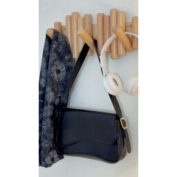 تعلاكة ملابس خشب مودرن wooden clothes hanger