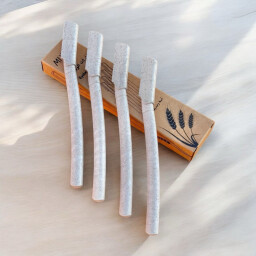 شفرات مورا (Mura) لتحديد الحواجب والوجه - تصميم صديق للبيئة (4 قطع) MURA Eco-Friendly Eyebrow & Facial Razors - 4 Pieces