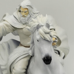 مجسم كاندالف الابيض White Gandalf Figure
