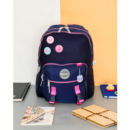 حقيبة مدرسية school bag