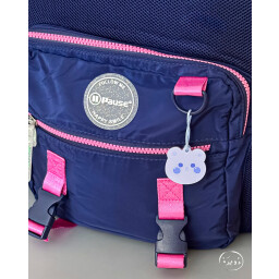 حقيبة مدرسية school bag