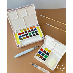 الوان مائية - 12 لون - ساكورا Sakura watercolors