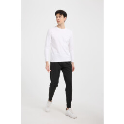 تي شيرت رجالي بأكمام طويلة Men Core Long sleeve Tee