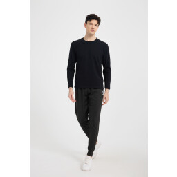تي شيرت رجالي بأكمام طويلة Men Core Long sleeve Tee