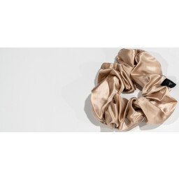 ربطة الشعر سكرونشيز حرير Silk Scrunchies Hair Band