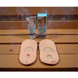 كريم علاج تشقق الكعبين مع جوارب سيليكون Heel Crack Treatment Cream with Silicone Socks