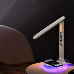 مصباح طاولة LED مع شحن لاسلكي وساعة LED table lamp with wireless charging