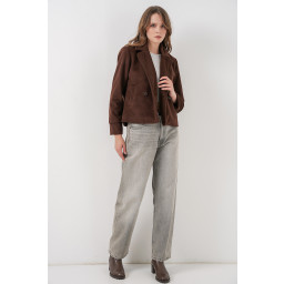 جاكيت نسائي قصير من الكاشيه 0725 - بني Women's Short Cachet Jacket 0725 - Brown