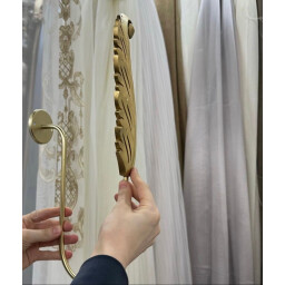 مسكة ستائر Curtain Accessories