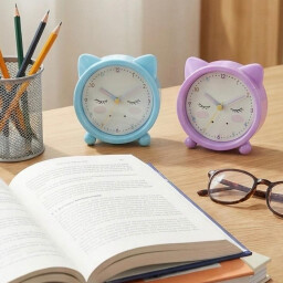 ساعة  كلاسيكية Classic watch