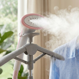 مكوى بخاري بتصميم ايطالي احترافي 1580 واط Garment steamer