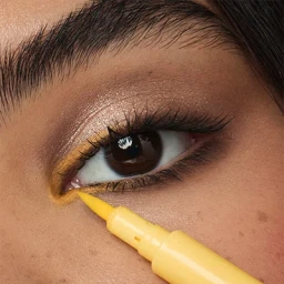 قلم آيلاينر ملون Street Heart Chroma Pop Graphic Eyeliner