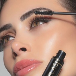 ماسكارا Lash Affair لتكثيف وتحديد الرموش Lash Affair Shaping & Caring Mascara