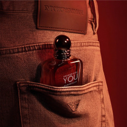 عطر أرماني سترونغر ويذ يو باورفولي للرجال 100 مل Armani Stronger With You Powerfully Eau de Parfum Men's Perfume 100ml