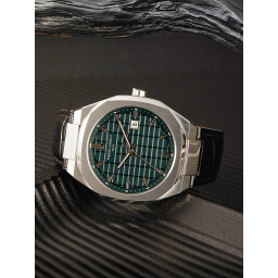 ساعة رجاليه من بيير كاردان الفرنسية Pierre cardin watch