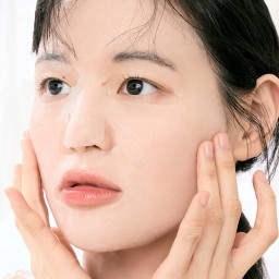 سيت ماسك ورقي للوجه كوشن ڤيل سيكا مهدئ للتبريد وتقليل الاحمرار - 4 قطع Cushion Veil CICA Calming Face Sheet Mask Cooling & Redness Relief - Vegan