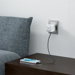 شاحن جداري "باورولوجي" ذكي بقوة 35 واط بتقنية GaN مع كابل Type-C مدمج قابل للسحب - أسود Powerology 35W Retractable GaN Charger with 75cm Type-C Cable – Black