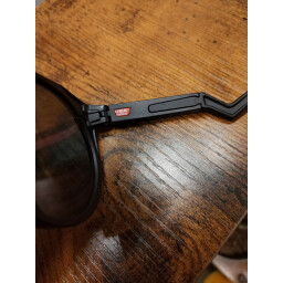 نظارة اوكلي Oakley