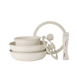 طقم أواني طهي مكون من 8 قطع (بيج شيف) 8 Pcs Cookware Set (Beige Chef)