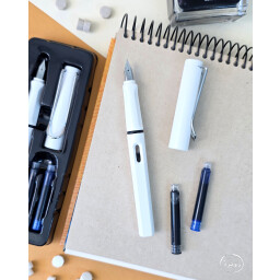 قلم حبر سائل ذكي Smart fountain pen