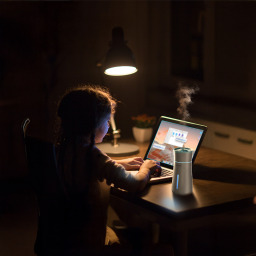 مرطب هواء لينيس بشكل مزهرية بإضاءة متعددة الألوان ورذاذ نانو صامت Lenyes LHU03 Vase Type RGB Atmosphere Light Nano Spray Silent Air Humidifier
