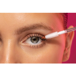 سيروم لتعزيز نمو الرموش والحواجب Boost Me Up Brow & Lash Growth Enhancing Serum
