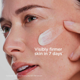 كريم نهاري مشد للبشرة لجميع أنواع البشرة 50مل Clarins Extra-Firming Day Cream – All Skin Types 50ml