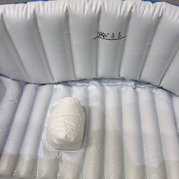 حوض استحمام أطفال هوائي قابل للنفخ قابل للطي مع نظام تصريف مياه Inflatable Foldable Baby Bathtub with Water Drain System
