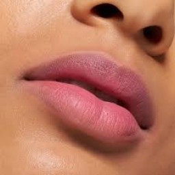 أحمر شفاه كريمي مات سوفليه BLUR Soufflé Matte Lip Cream
