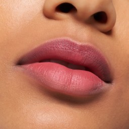 أحمر شفاه كريمي مات سوفليه BLUR Soufflé Matte Lip Cream