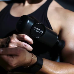 مسدس مساج سمارت غان إيليت - 10 سرعات - قابل للشحن عبر USB SMARTGUN Elite Massage Gun - 10 Speed Levels - USB Rechargeable