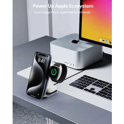 اوكي شاحن لاسلكي مغناطيسي قابل للطي 3في1، بتقنية Qi 2.0، بقوة 30 واط، مزود بقابس شحن Aukey Foldable 3 In 1 Magnetic Wireless Charger, Qi 2.0, 30W, Charging Plug