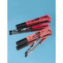 غلوس شفاه معزز الحجم ليفت أب كارينغ Lift Up Caring Lip Plumper
