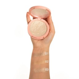 إضاءة وجه مضغوطة Silky Touch Highlighter