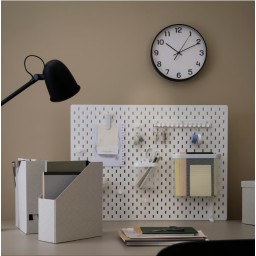 ساعة الحائط Clock