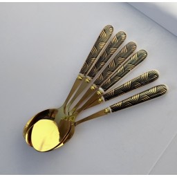 ملاعق طعام Spoons