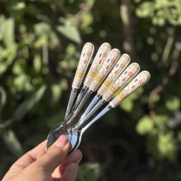 ملاعق كوب Spoons