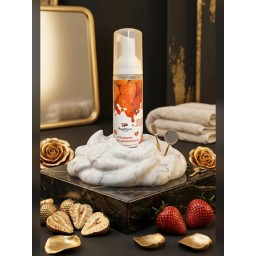 غسول الفراولة الحريري Strawberry Glow Cleanser