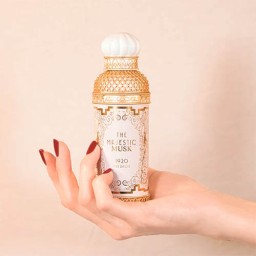 ألكسندر جي ذا ماجيستك مسك EDP للجنسين Alexandre J The Majestic Musk Eau de Parfum UNISEX