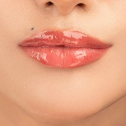 غلوس شفاه Lip Gloss